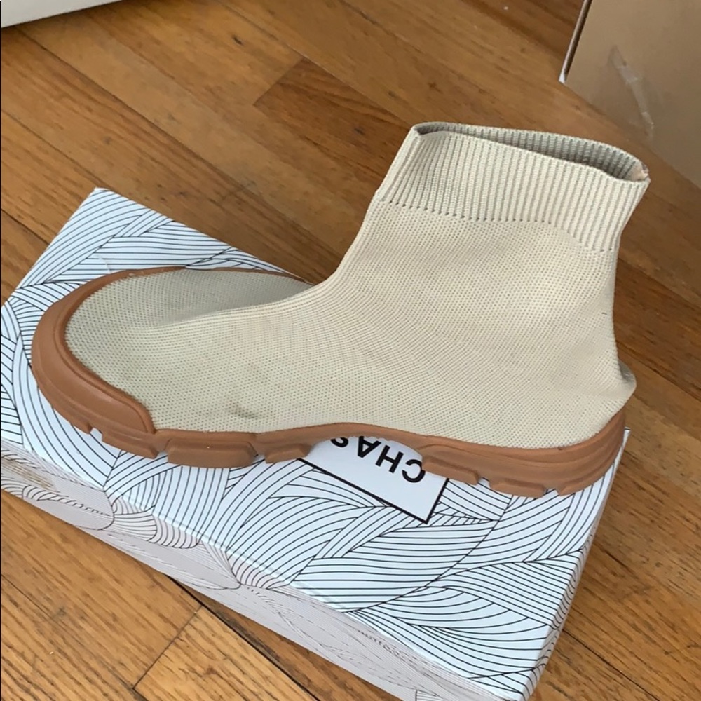 ⚡️ FLASH SALE Olivia Hudson Sock Sneaker